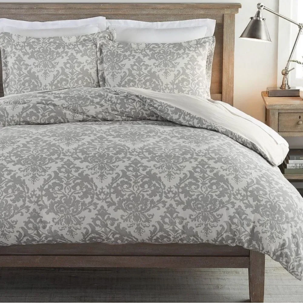 Pottery Barn Jacquard Medallion Linen Gray and Cream Shams and Claritin Insert